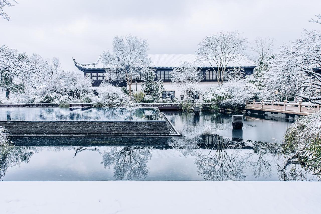 Four Seasons Hotel Hangzhou At West Lake Exterior photo